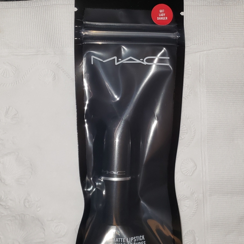 Mini MAC Matte lipstick
